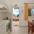 Apartmants Juretic, Trogir, Ciovo, a 50 m dalla spiaggia sulla foto, alloggi privati a Čiovo, Croazia - Kuhinja